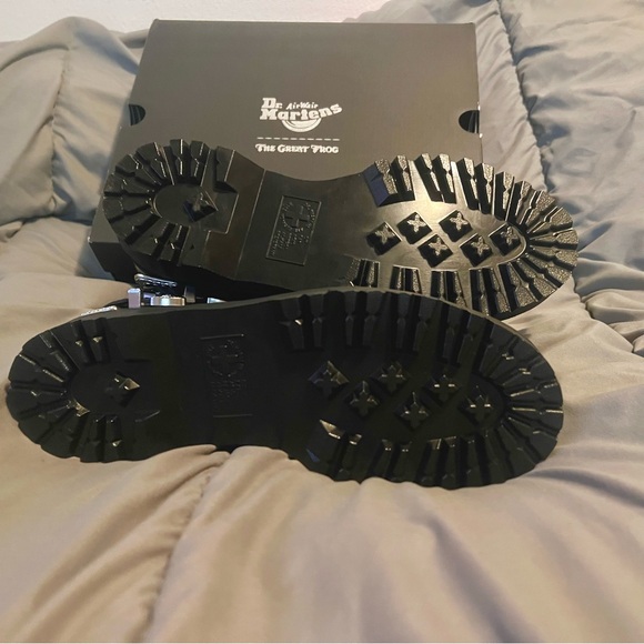 Dr. Martens x Great Frog *LIMITED EDITION* 1460 boot - Picture 6 of 10